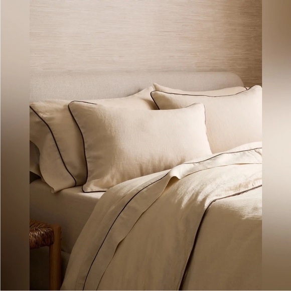 Quince European Linen Piped Deluxe Bedding Bundle 5 Piece Set Queen Oat Espresso - Picture 4 of 4